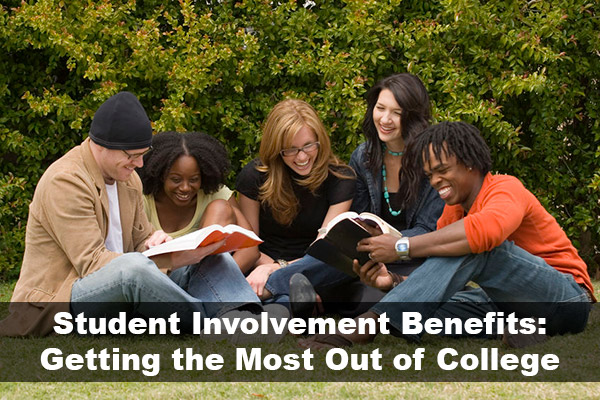 college student involvement - students sitting on lawn and discussing